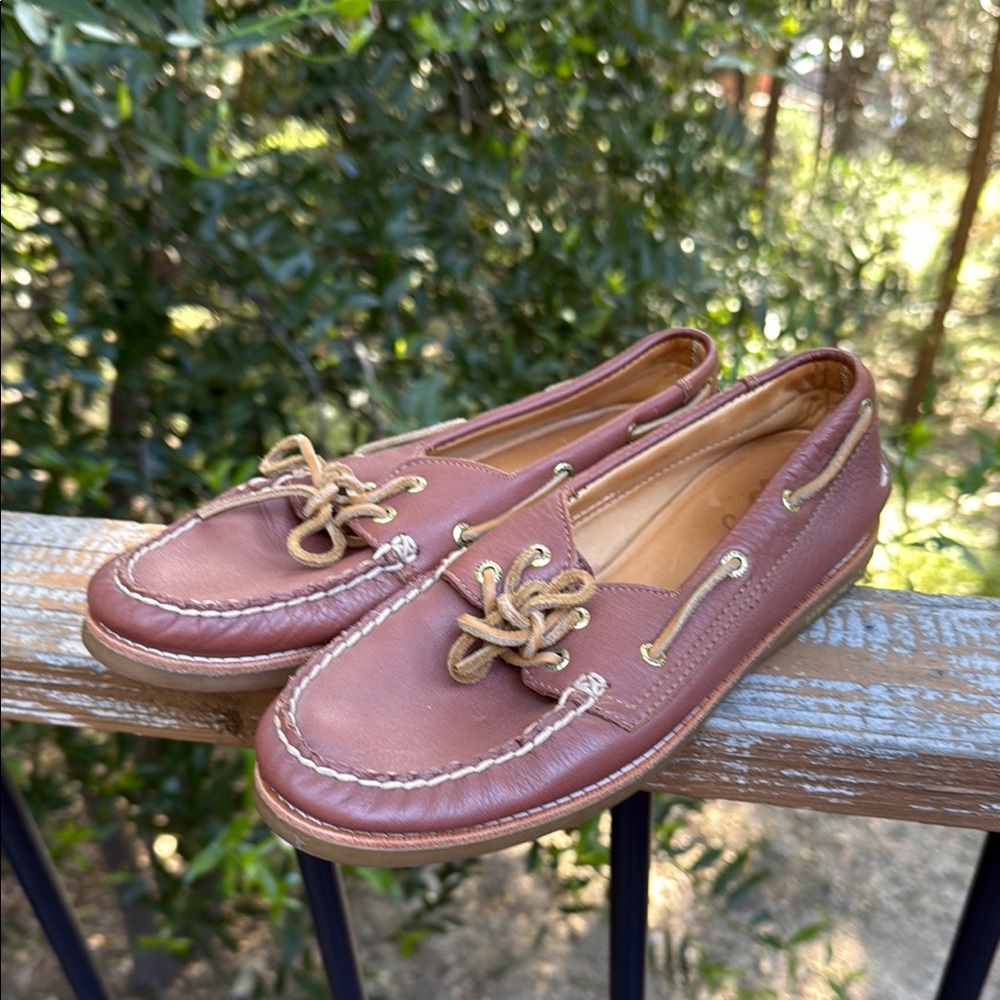 Brown Leather Sperry Boat Shoes